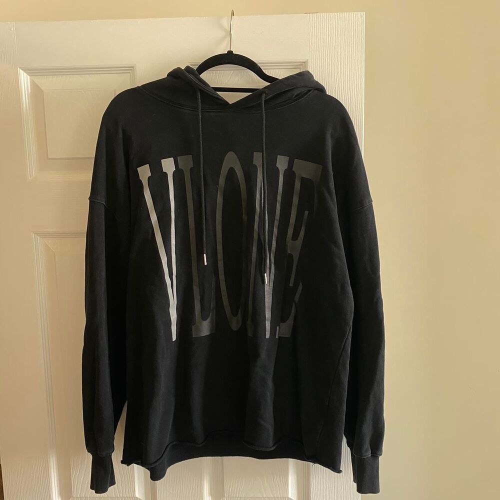 Vlone Men's Black Hoodie